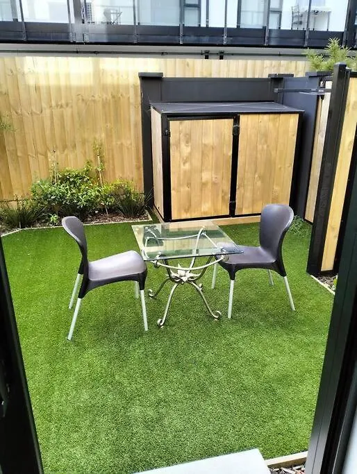 Holiday home Cozy 2 Bed Cbd Retreat By Latimer Square Villa Christchurch
