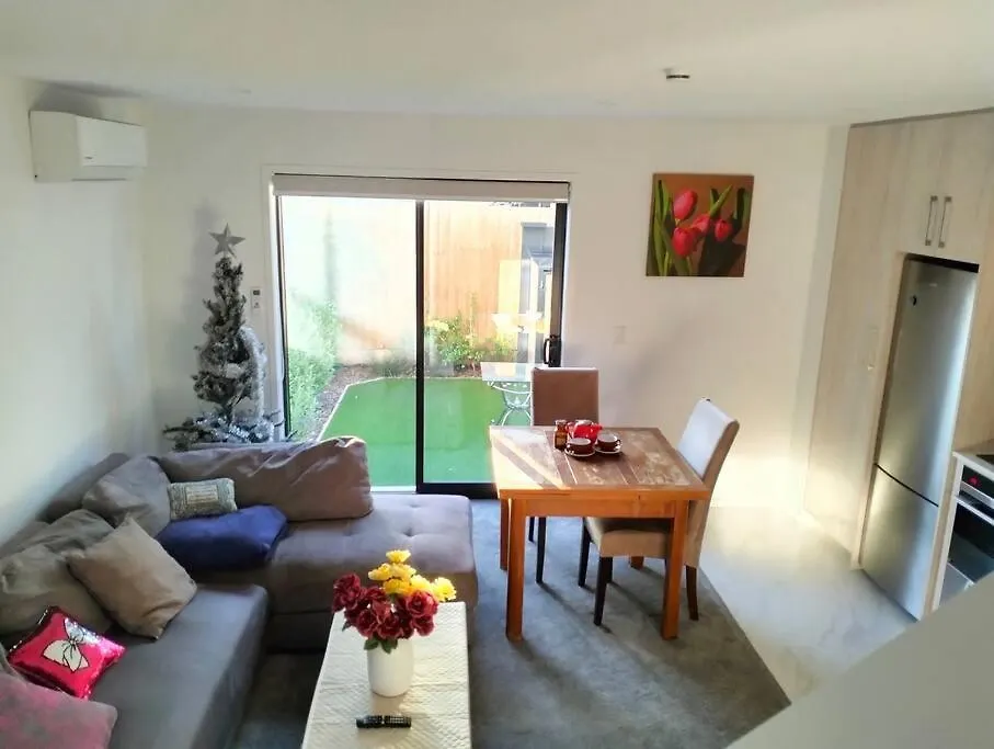 Cozy 2 Bed Cbd Retreat By Latimer Square Villa Christchurch 0*,  New Zealand