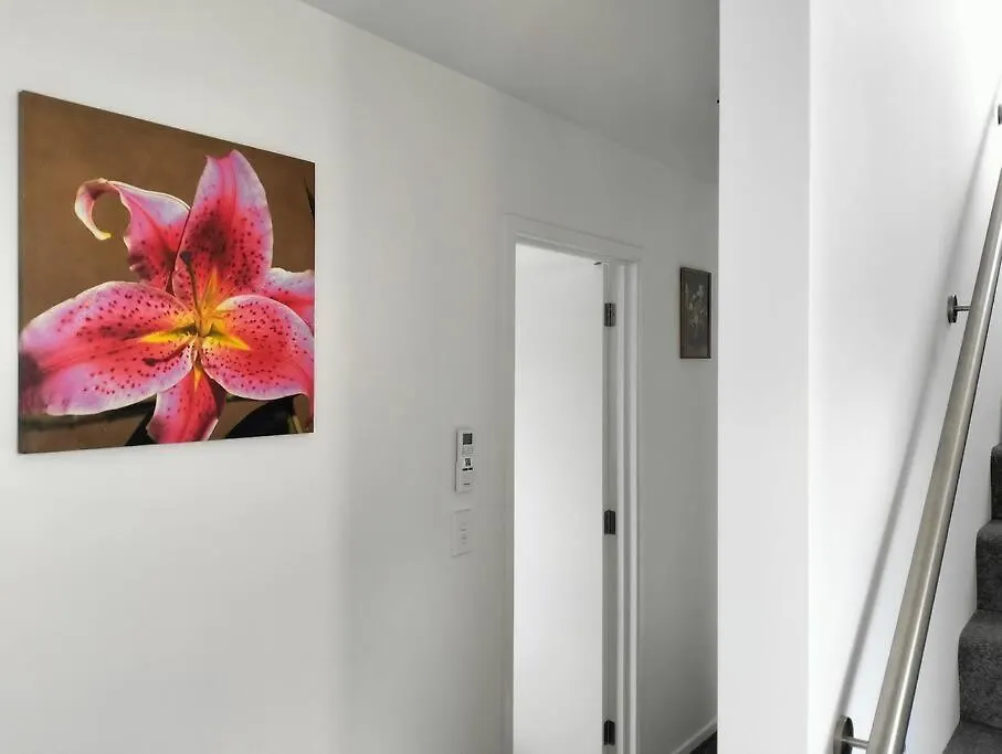 Holiday home Cozy 2 Bed Cbd Retreat By Latimer Square Villa Christchurch