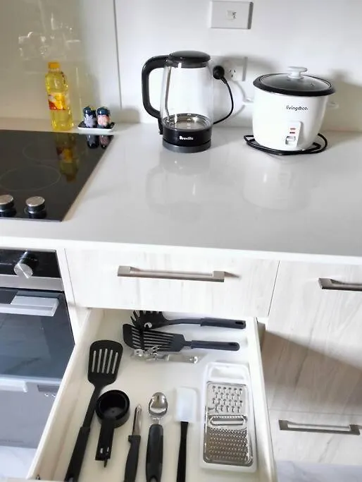 Cozy 2 Bed Cbd Retreat By Latimer Square Villa Christchurch 0*,